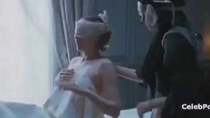 Vera Farmiga Exposes Her Totally Naked Body